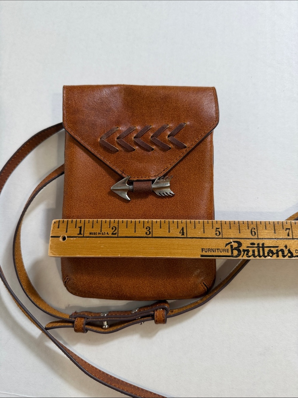 Most Wanted USA Western-style brown genuine handmade leather crossbody bag. - Picture 3 of 8